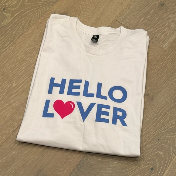 NWOT HELLO LOVER LOVER BOY MERCH SUMMER HOUSE BRAVO 🩷 - Picture 1 of 4